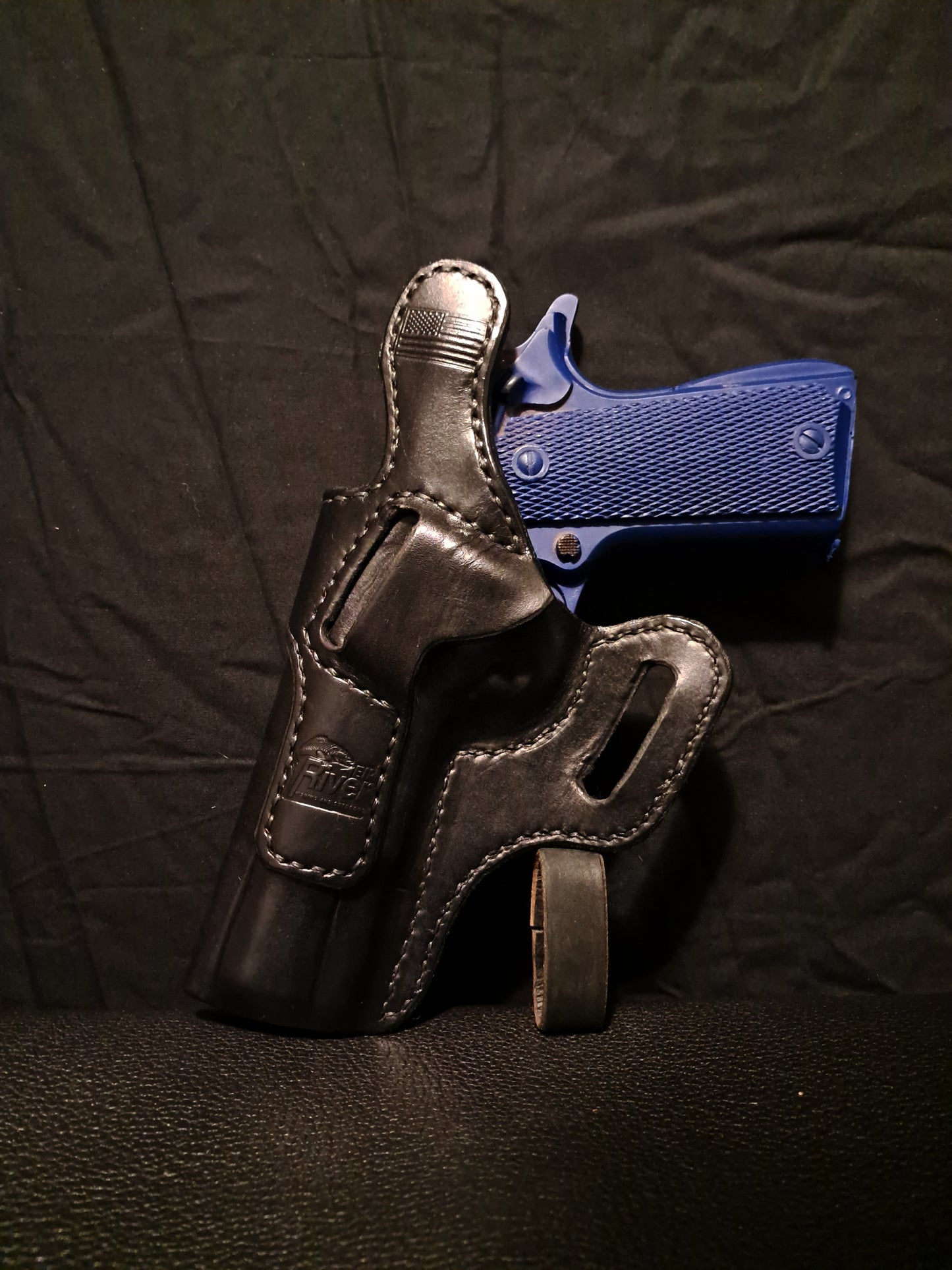 Colt 1911 Avenger Style Outside the Waistband Holster